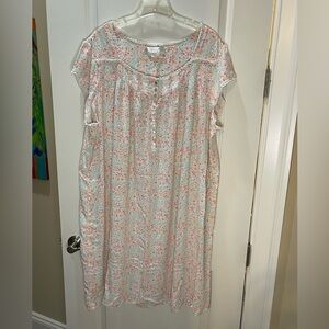 Eileen West Multicolor Floral Soft Rayon Nightgown w/ Cap Sleeves size 3X